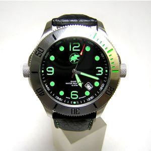 ハンティングワールド時計 HUNTING WORLD Nafasi メンズウォッチHW005BK/GR(Nyotaニョタ:星) HW005BK/GR
