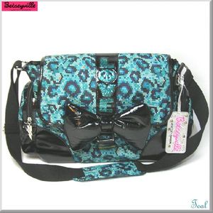 Betsey ville DIGITAL LOVE BV17045 メッセンジャーバッグ(ベッツィージョンソン)by Betsey Johnson