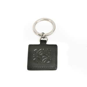 ロエベ【LOEWE】 ロゴ入りレザーキーホルダー ブラックXシルバー 156-73-847-1100