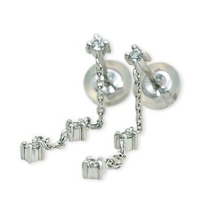 【UNTITLED jewel】 トリロジー ホワイトゴールド スタッドピアス K18ホワイト ダイヤモンド(0.12ct)