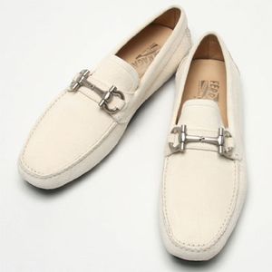 《クリスマスセール！》 48％OFF！ Salvatore Ferragamo サルバトーレ・フェラガモ ドライビング モカシン 【オフホワイト】 0358403 PARIGI BIANCO