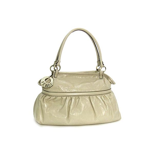 フェンディ（FENDI）ジャイアントシェフ　レディーストートバッグ　アイボリー　8BH186-RXG-ERV