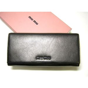 ミュウミュウ財布 MIUMIU ヴィテロモルドーレ二つ折長財布(ピオンボモルドーレ) 5M1109